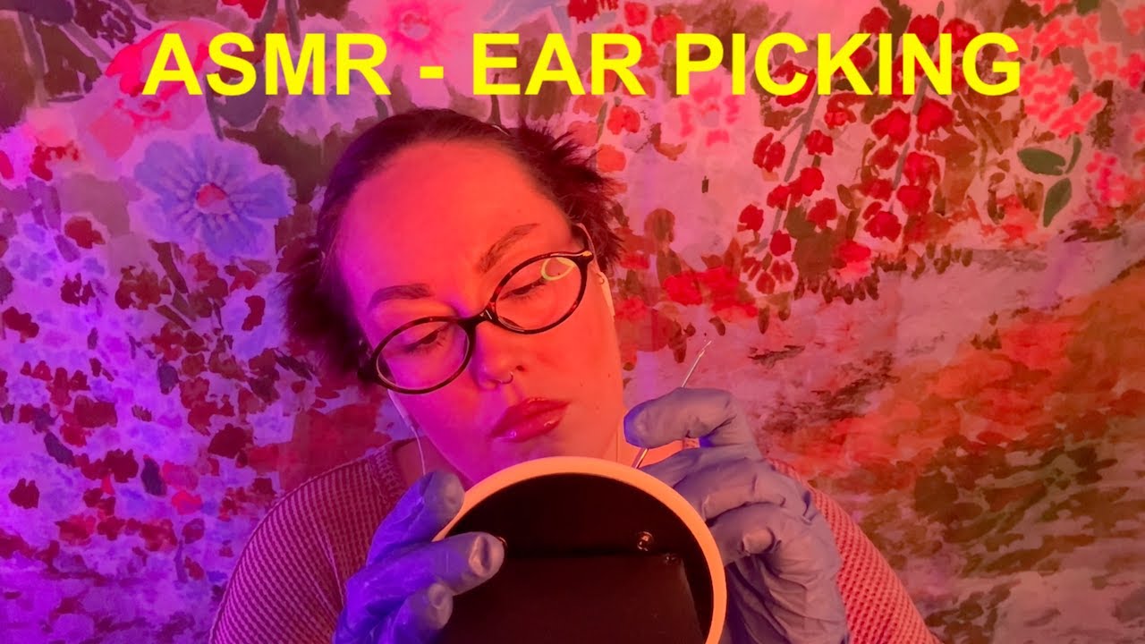ASMR | Binaural Ear Picking - Gloves, Otoscope, Soft Spoken