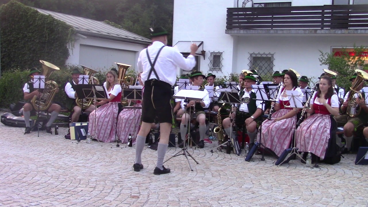 Am Marktplaz Marktschellenberg Musikkapelle Marktschellenberg 19.07.2019