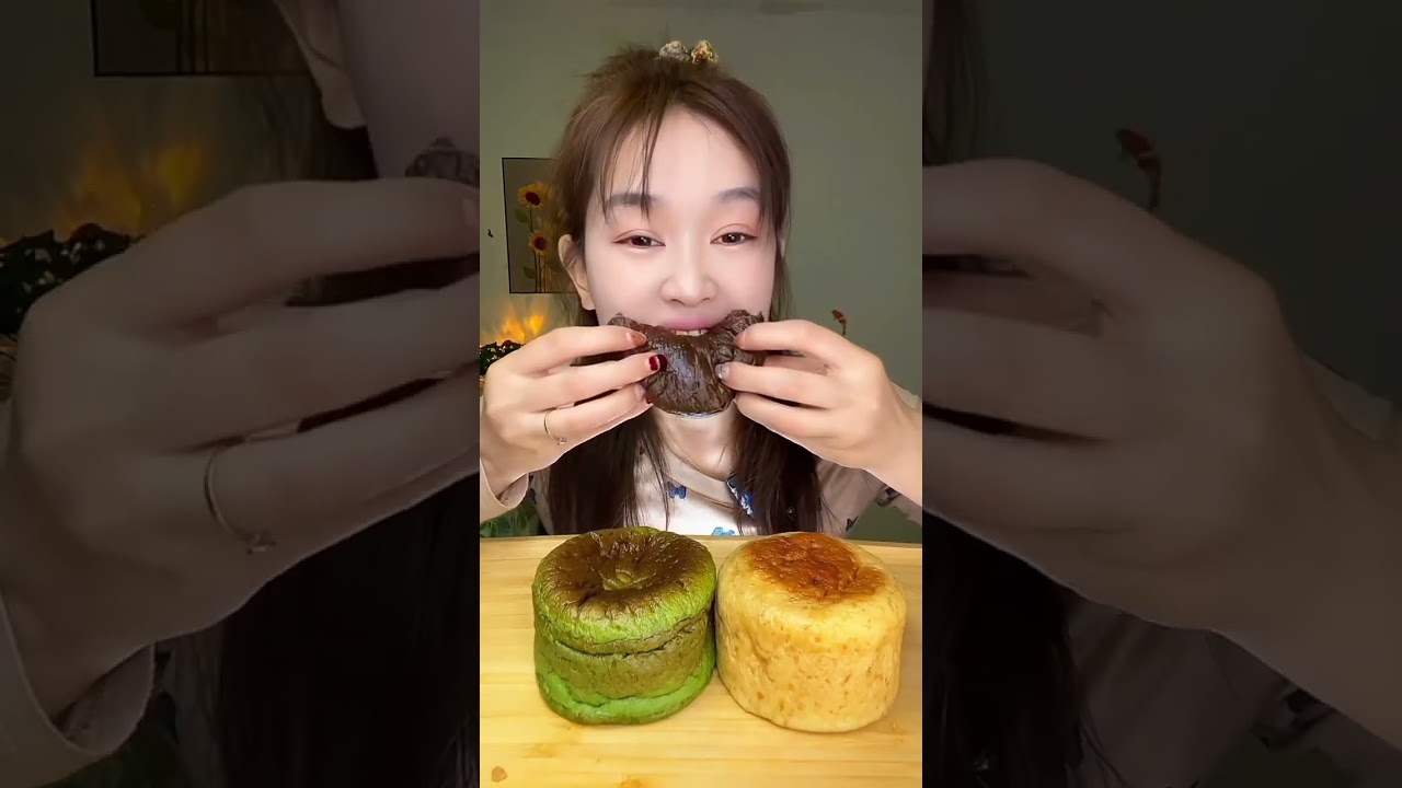 Xiao yan mukbang sweet pancake
