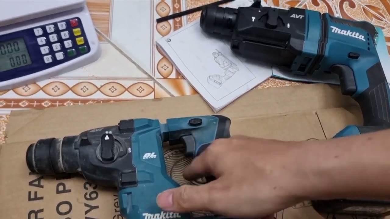Máy khoan bê tông dùng pin, so sánh Makita DHR182 vs DHR183