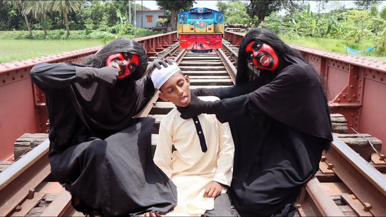 Shaitan vs Prayer Time on the Railway | Rail Shaitan | Adhan, Salat, Allah, Ajan Time | Sayef Media