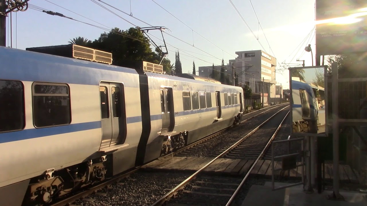 Estacion Villa Alemana Trenes Xtrapolis 100 y modular -MERVAL