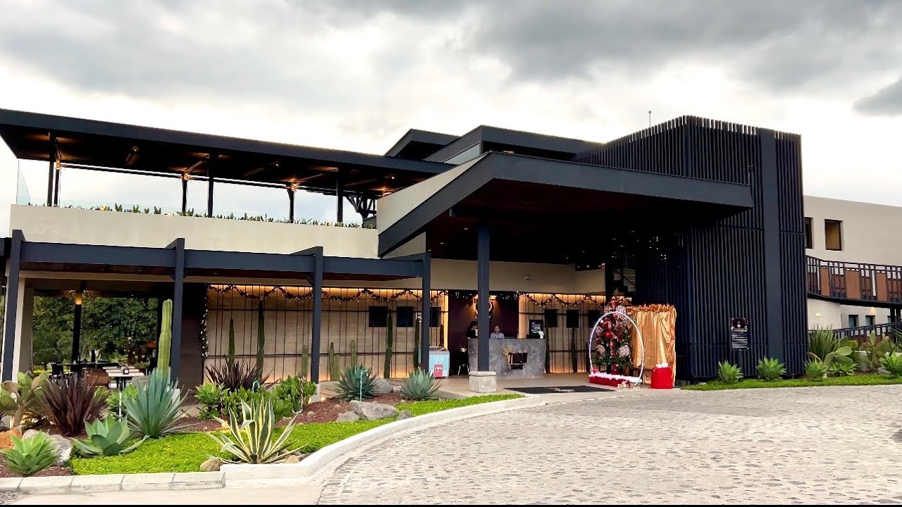 Visite Uno De Los Mejores Restaurantes De Antigua Guatemala  ¡La Tribu!