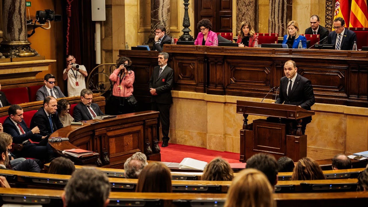 Compareixença del conseller Dalmau, en funcions de president, per informar sobre Rodalies