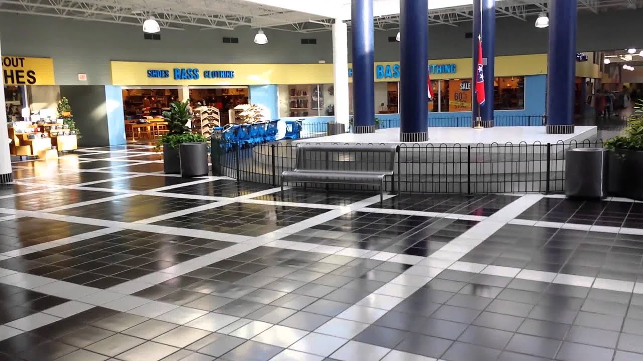 Dead / Abandoned Malls -  Belz Factory Mall Pigeon Forge