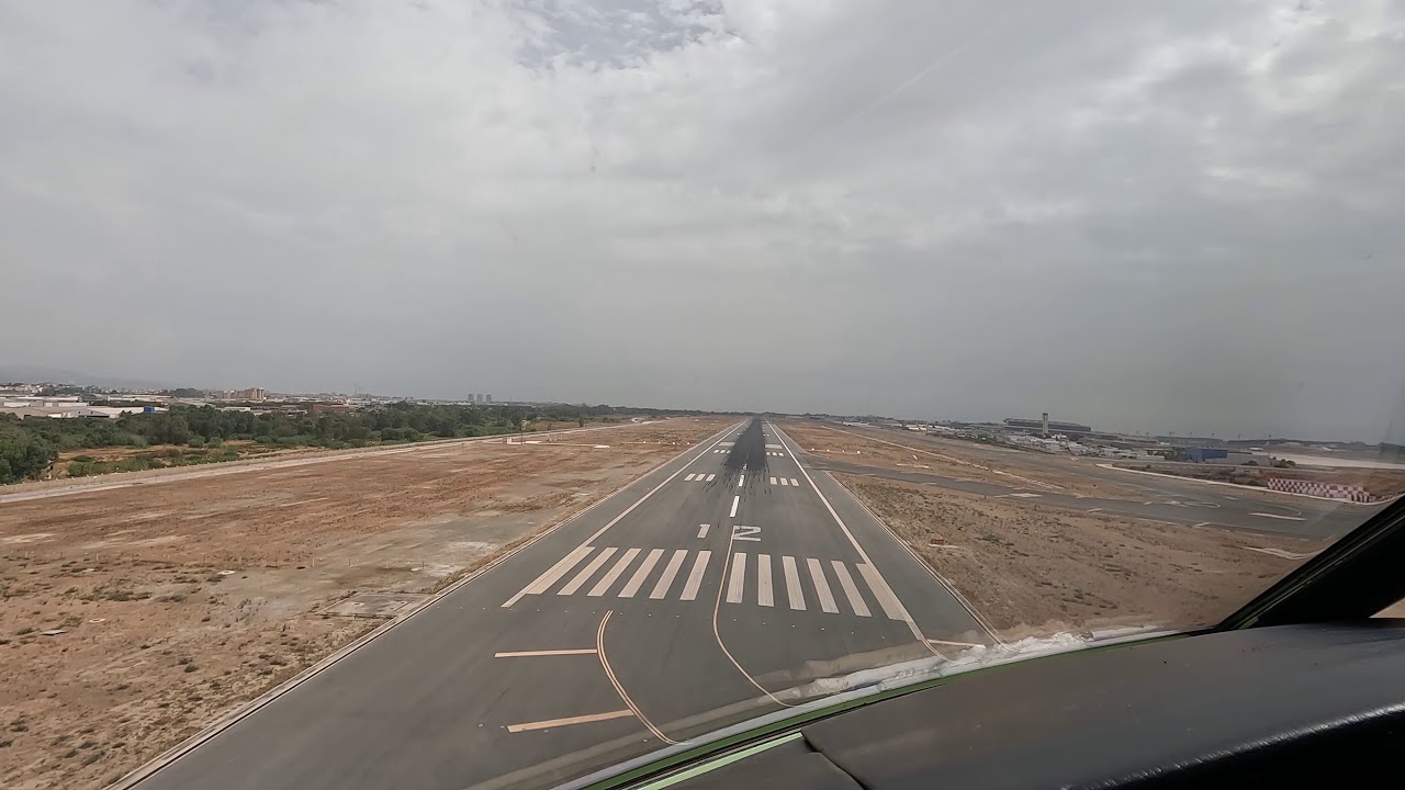 Business Jet | Challenger 605 | Landing at Malaga (AGP/LEMG) | September 2025
