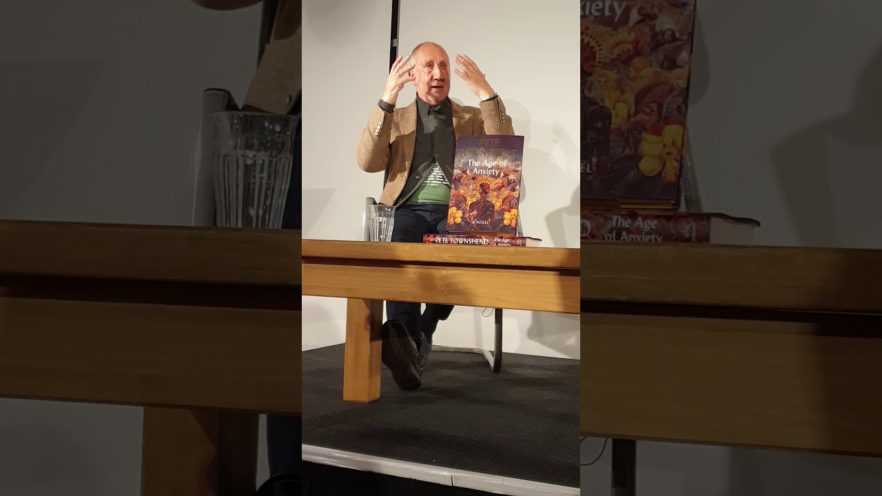 Pete Townshend talking about the evolution of Tommy and Syd Barrett - Foyles Nov 14 2019