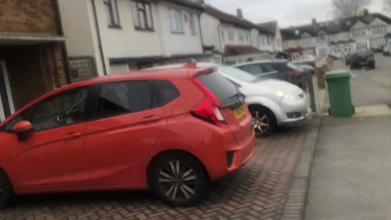 Walking in Lexden Drive and Langham Drive in Romford 
