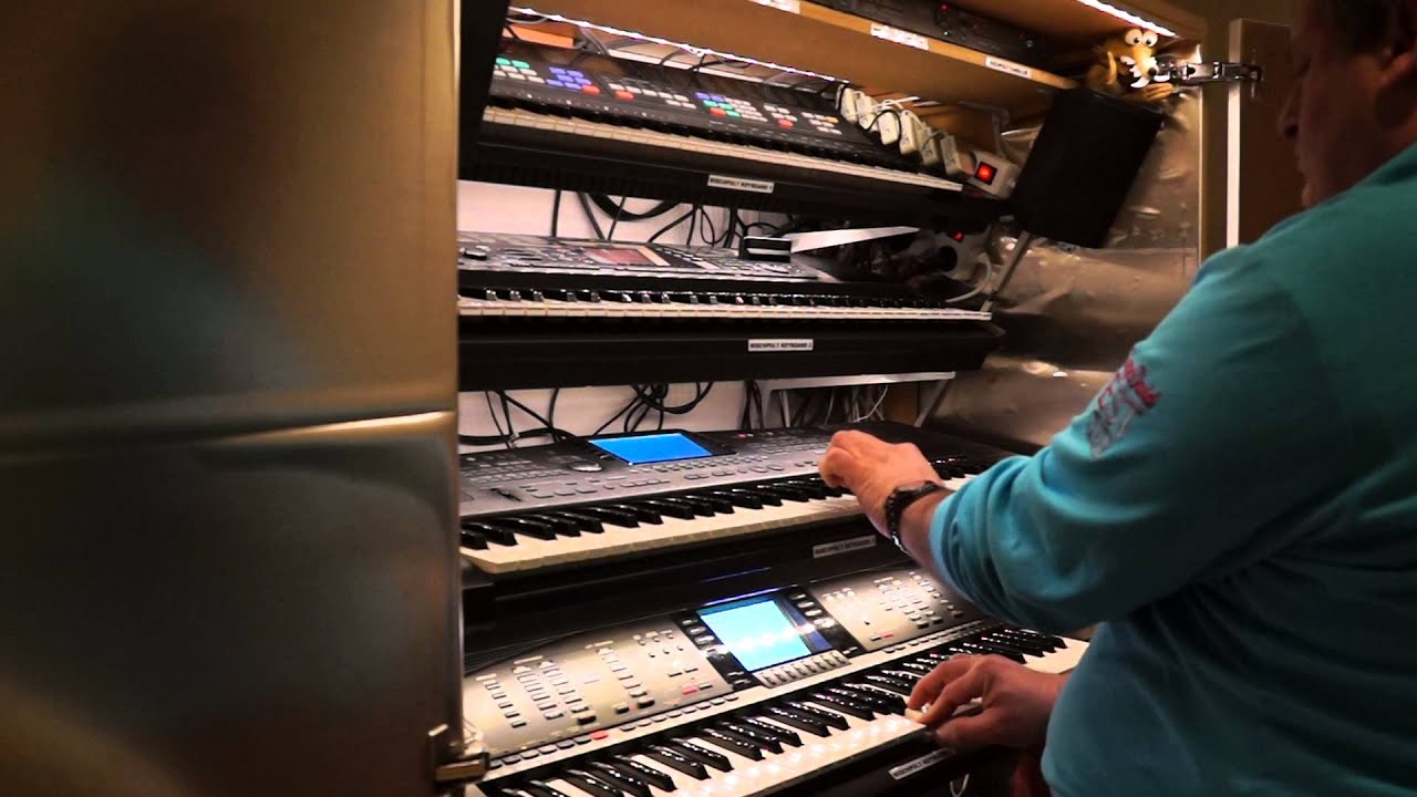 The Power of Love - gespielt an 4 Keyboards