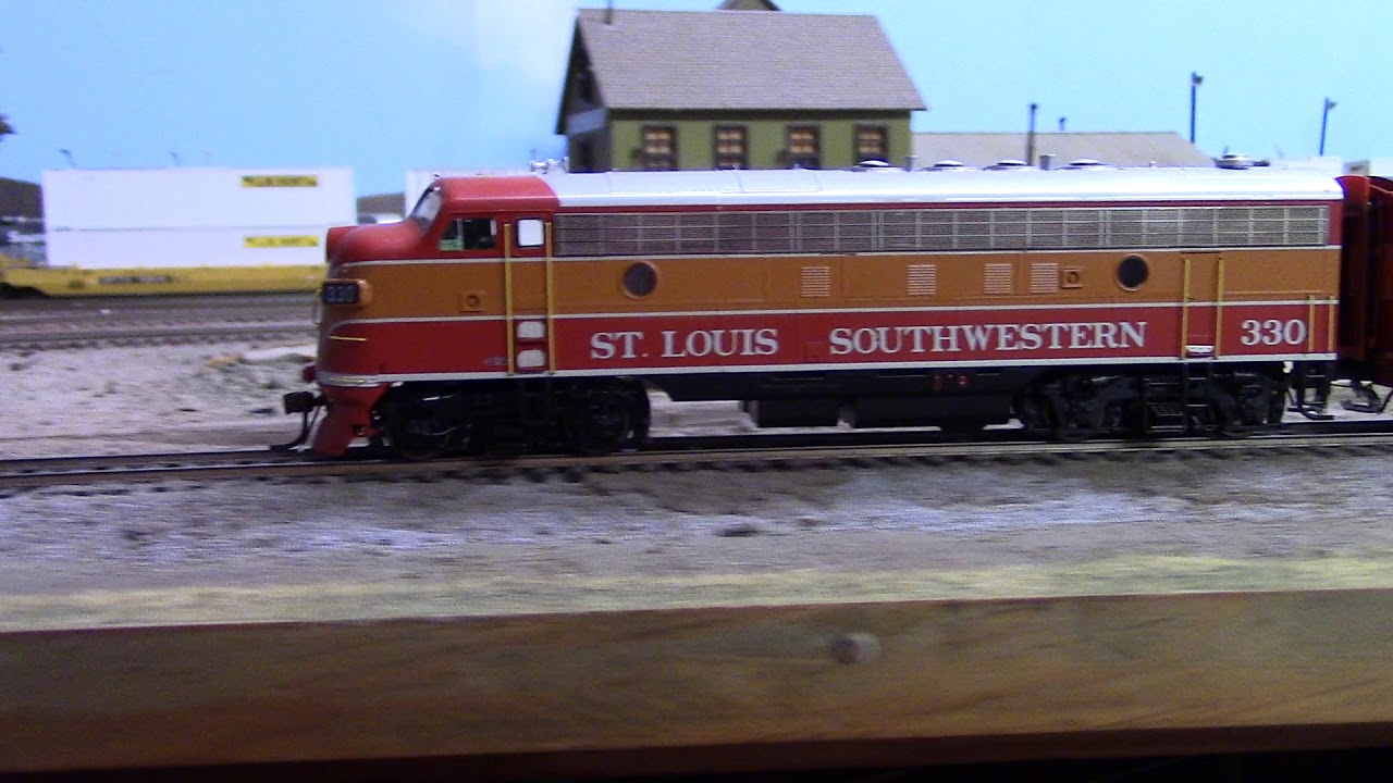 Athearn Genesis St. Louis Southwestern FP7.