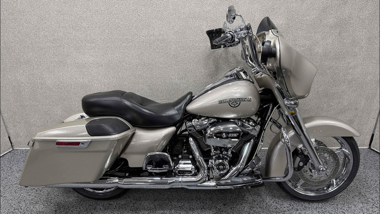 2018 Harley Davidson Street Glide at Joe's Bikes - $13,499