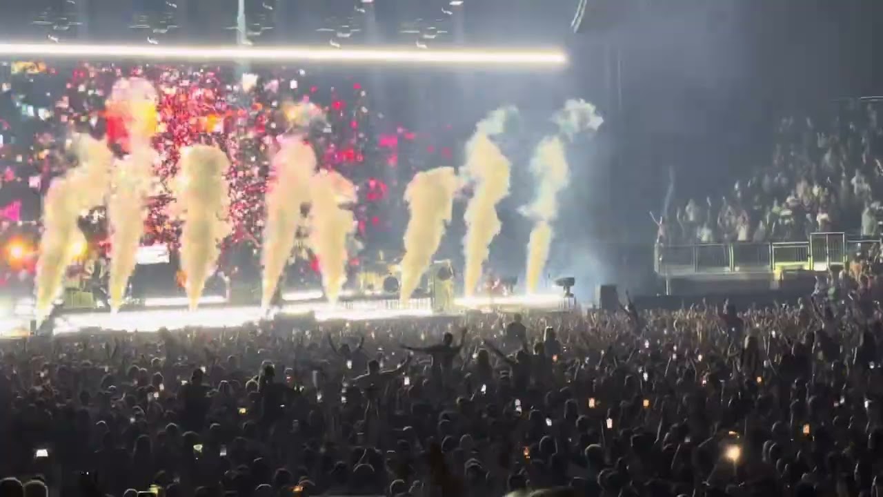 Sam Fender - Hypersonic Missiles live (O2 Arena, London, 12/12/2024)