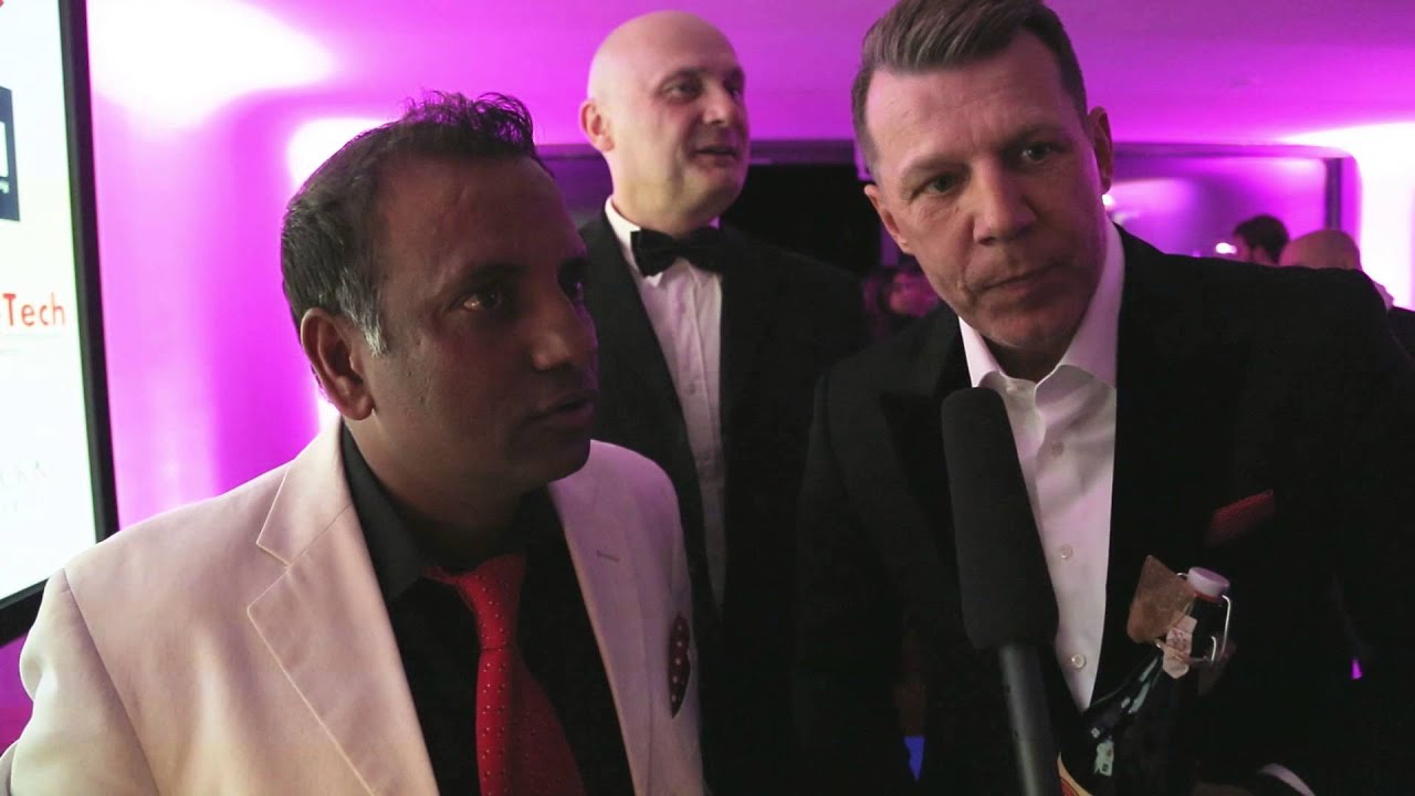 1. PIXX Lounge 2016 - Prashant Prabhakar & Axel Kahn