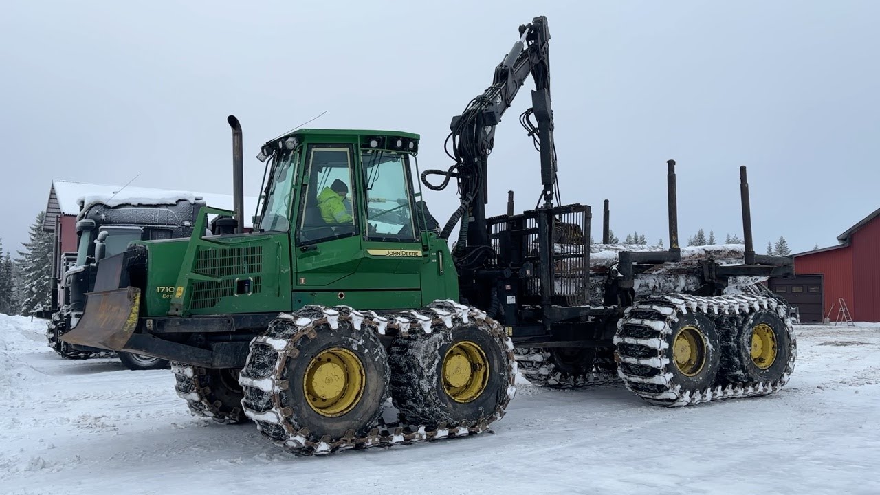 Köp Skotare John Deere 1710 D Eco III på Klaravik