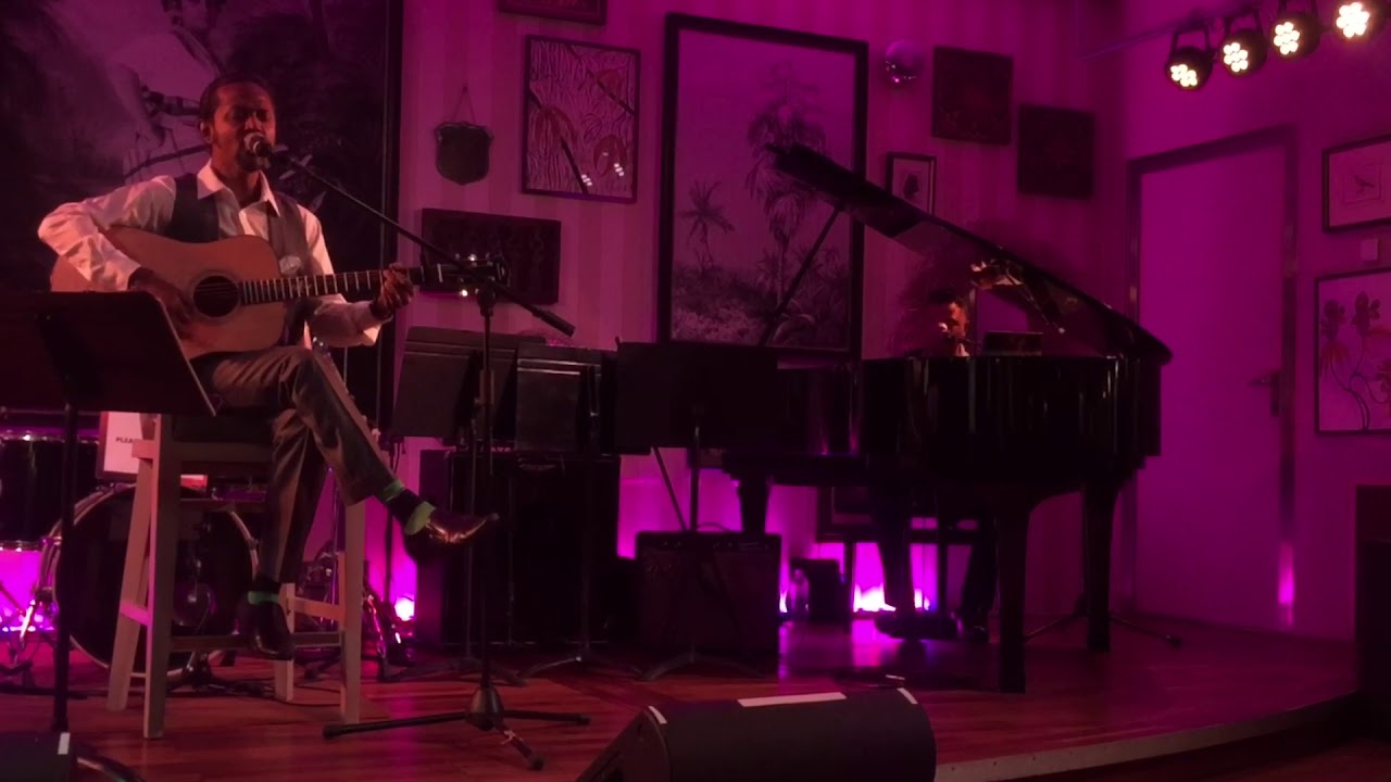 Heaven (cover) Cruise Control duo live & acoustic