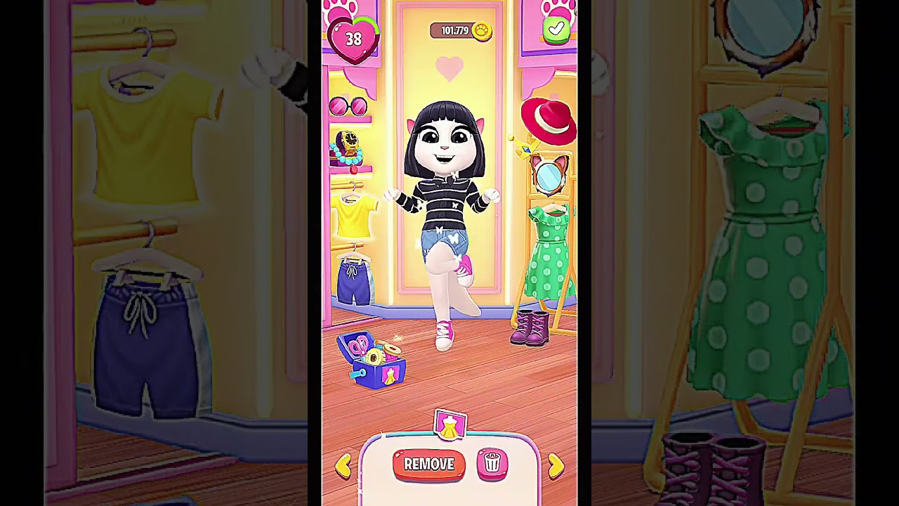 Mini vlog my talking Angela 