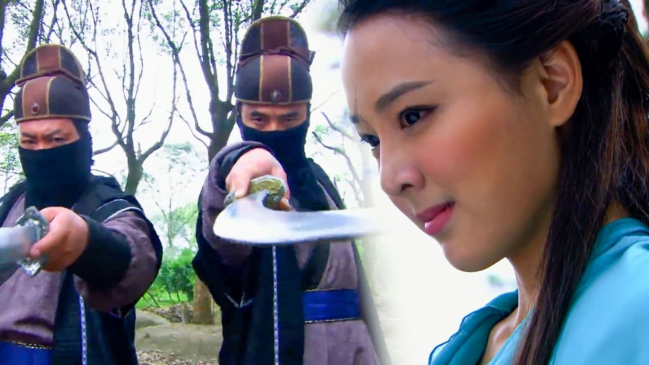 女子命懸一線被人救走，誰料摘下麵紗，身份當場反轉！#kongfu  #武侠