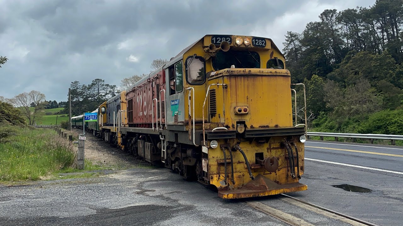 Ex-KiwiRail DBRs on the Goldfields Railway - 20-10-24