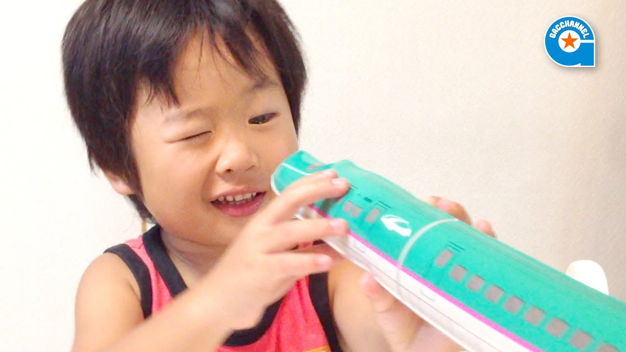 エクスプレスバルーンのE5系新幹線はやぶさ【がっちゃん4歳】