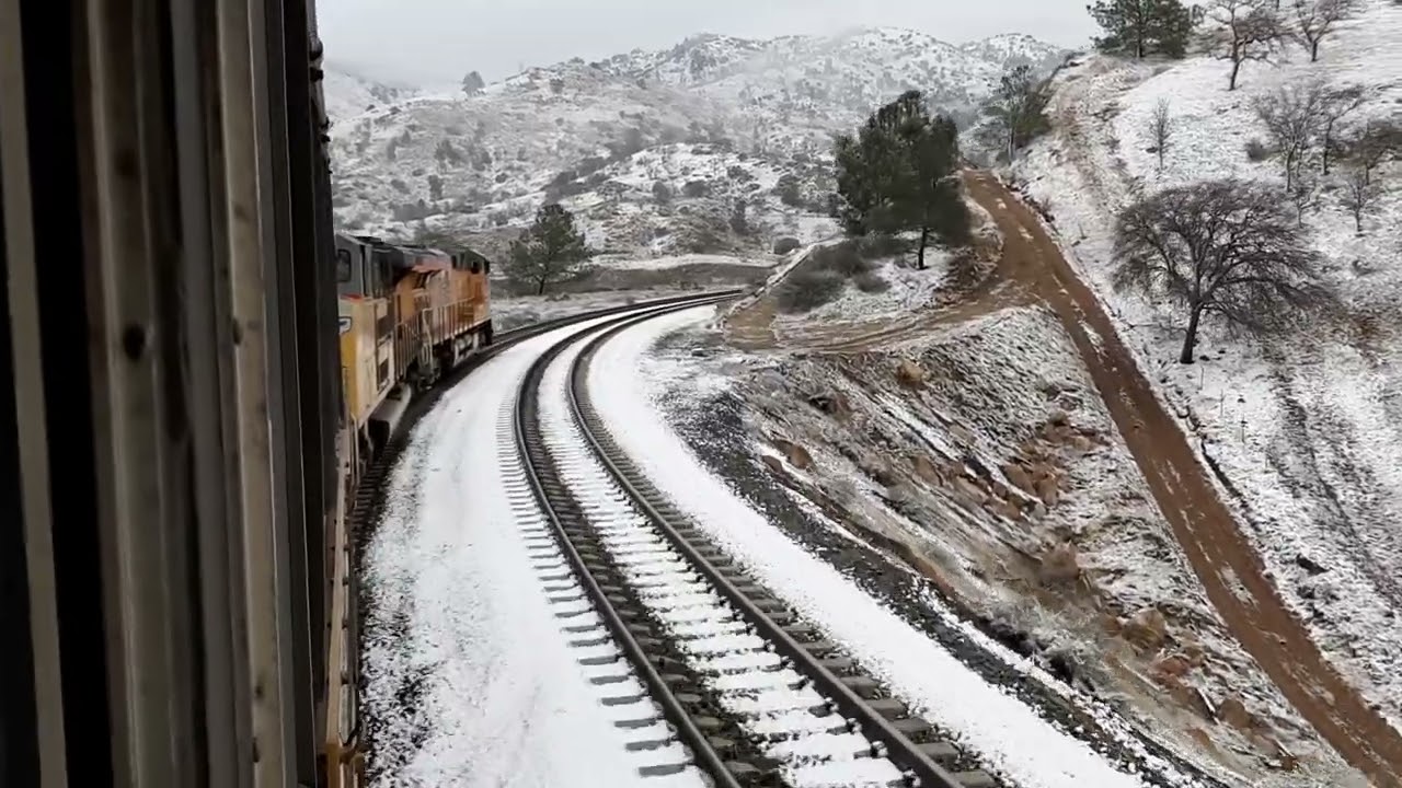 Tehachapi Loop cab ride from trailing units in the snow