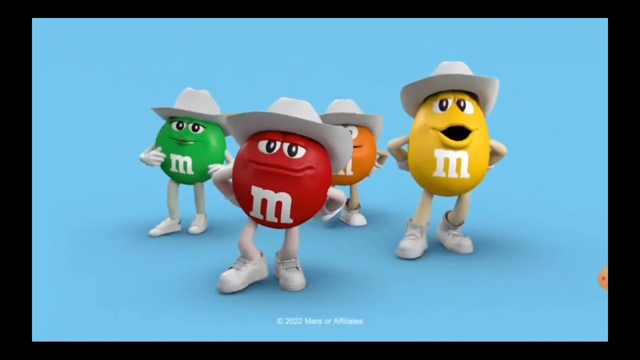 yaf short: crunchy cookie m&m's