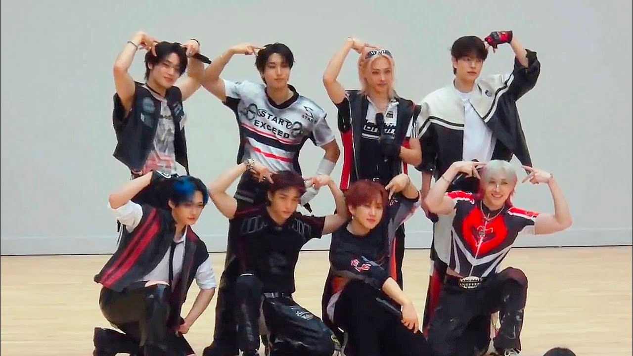 StrayKids Music Core Mini Fanmeeting for "KARMA" Part 2 today 