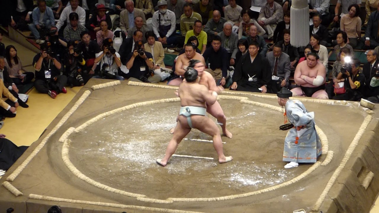 Komusubi Mitakeumi (3-1) - Sekiwake Takayasu (4-0) , Sumo : Natsubasho '17