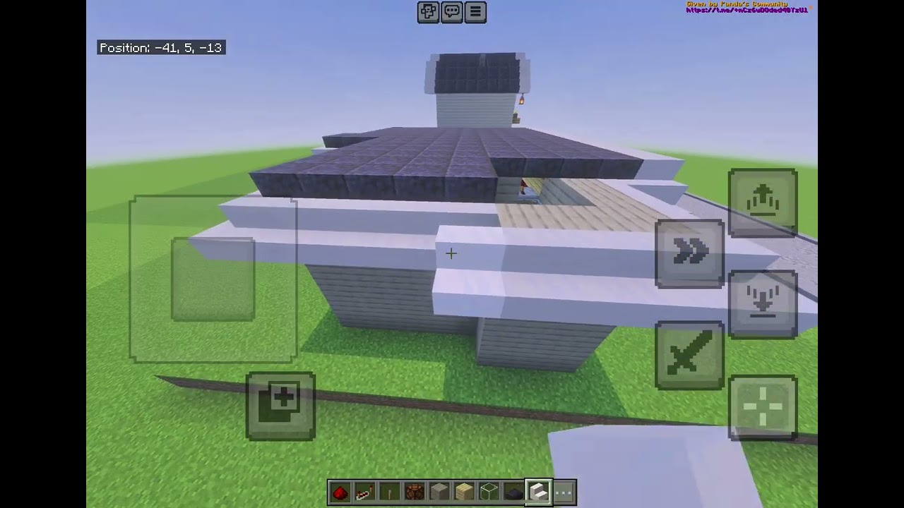 More building in my Minecraft city..