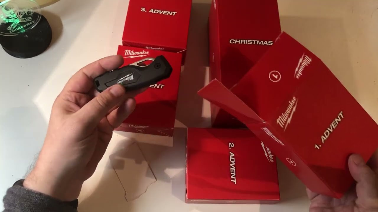 093 - Tool video Milwaukee advent 2021-2023