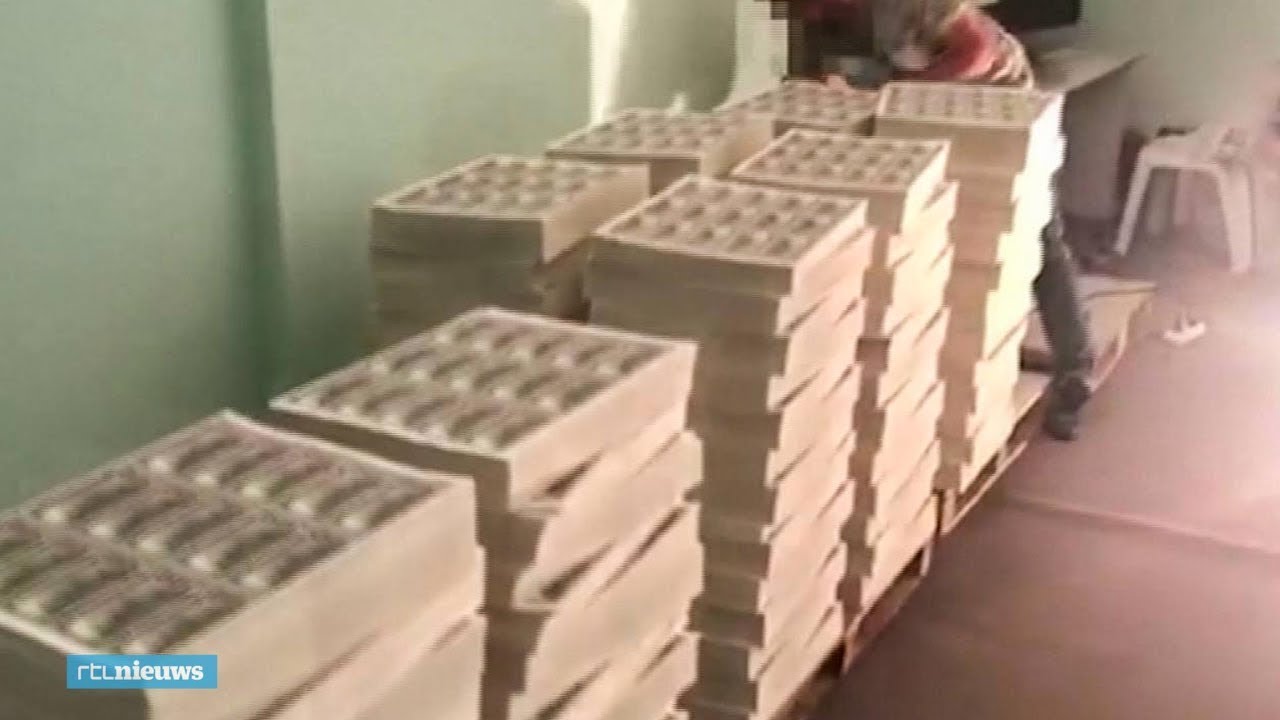 Turkse politie vindt 270 miljoen dollar nepgeld - RTL NIEUWS