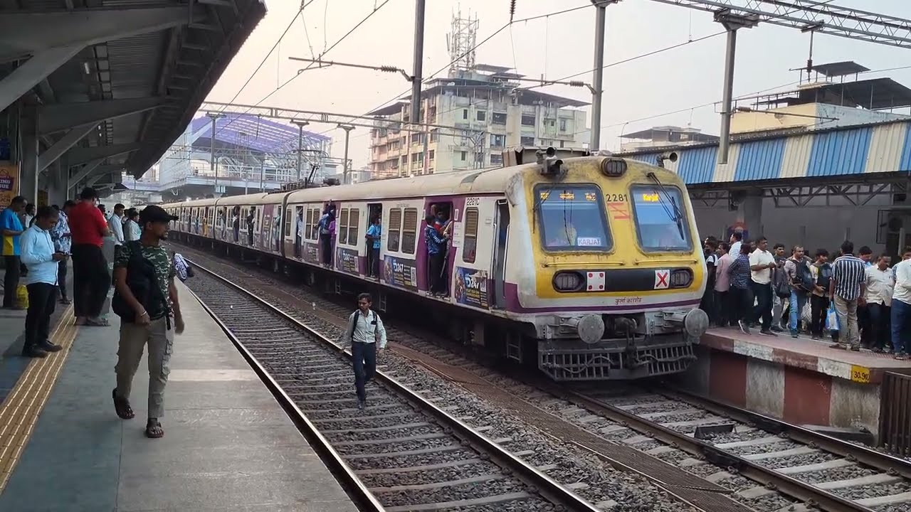 Evening Train Movements: A Visual Treat from Badlapur & Vangani