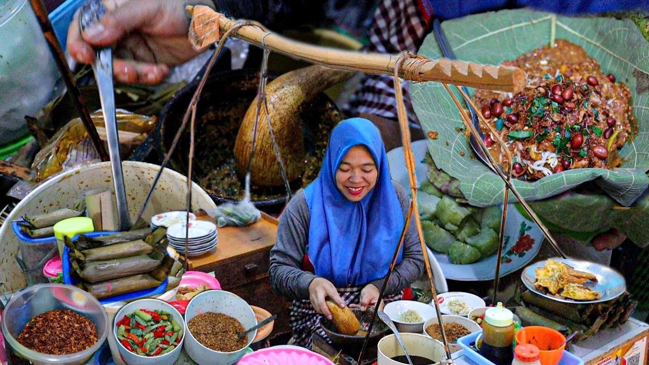 LONTONG TAHU MBAK INDAH PASAR RAKYAT BLORA SIDOMAKMUR