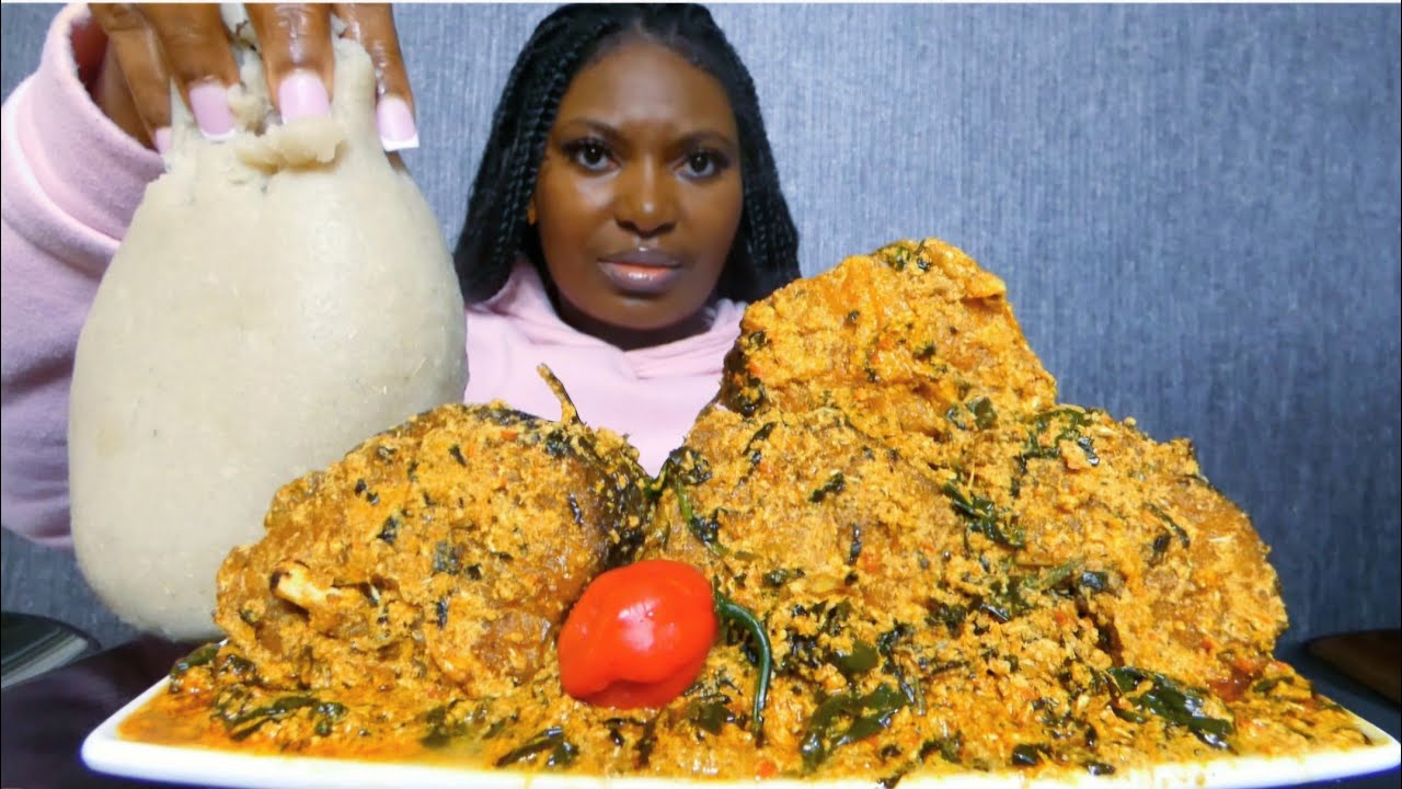 Cook and Eat With Me egusi soup with fufu/ Nigerian food