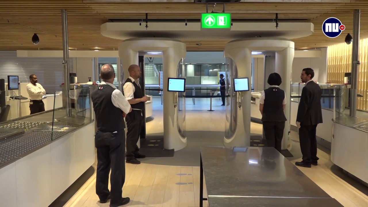 Met deze innovaties zorgt Schiphol voor kortere rijen bij bagagechecks