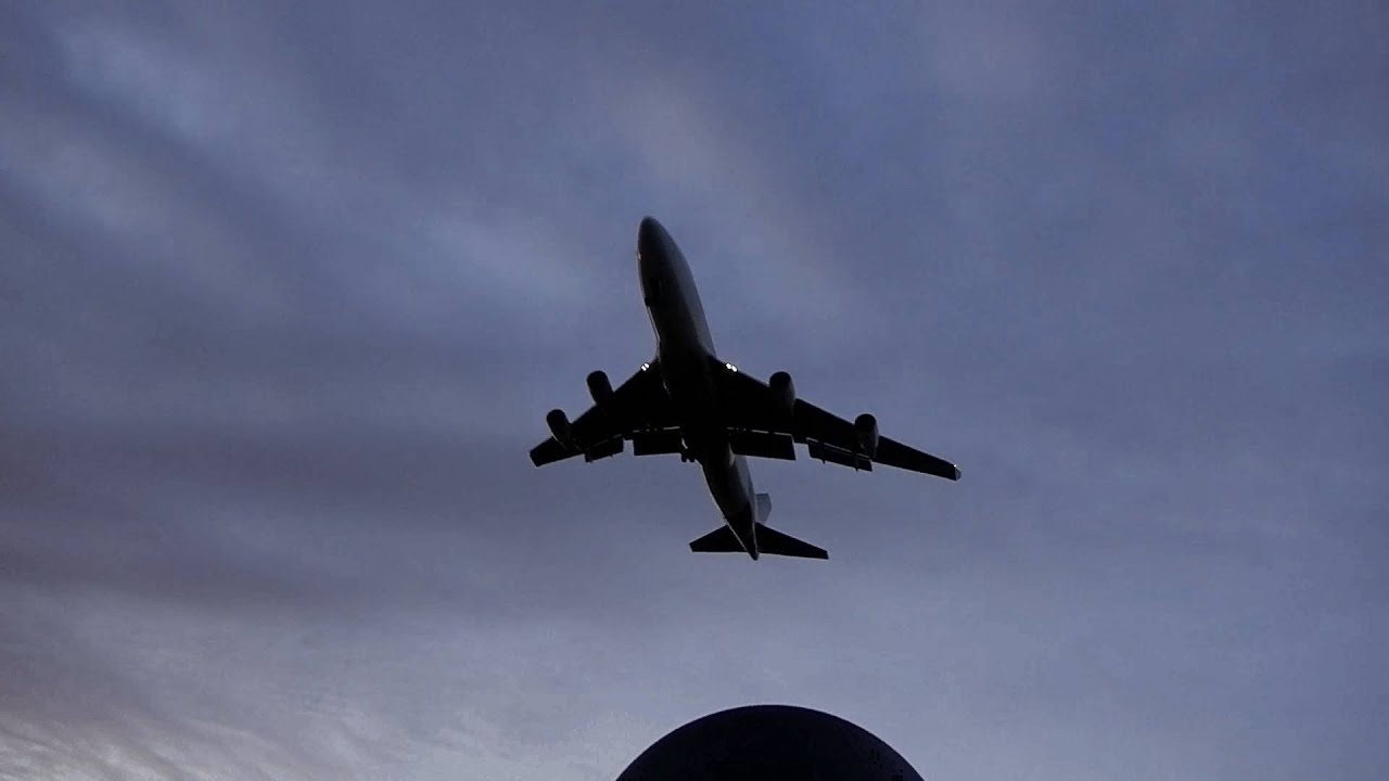 Plane spotting Madrid barajas airport landing and take off B747,A340,A330,B777.B767,A310,Il-96,A350