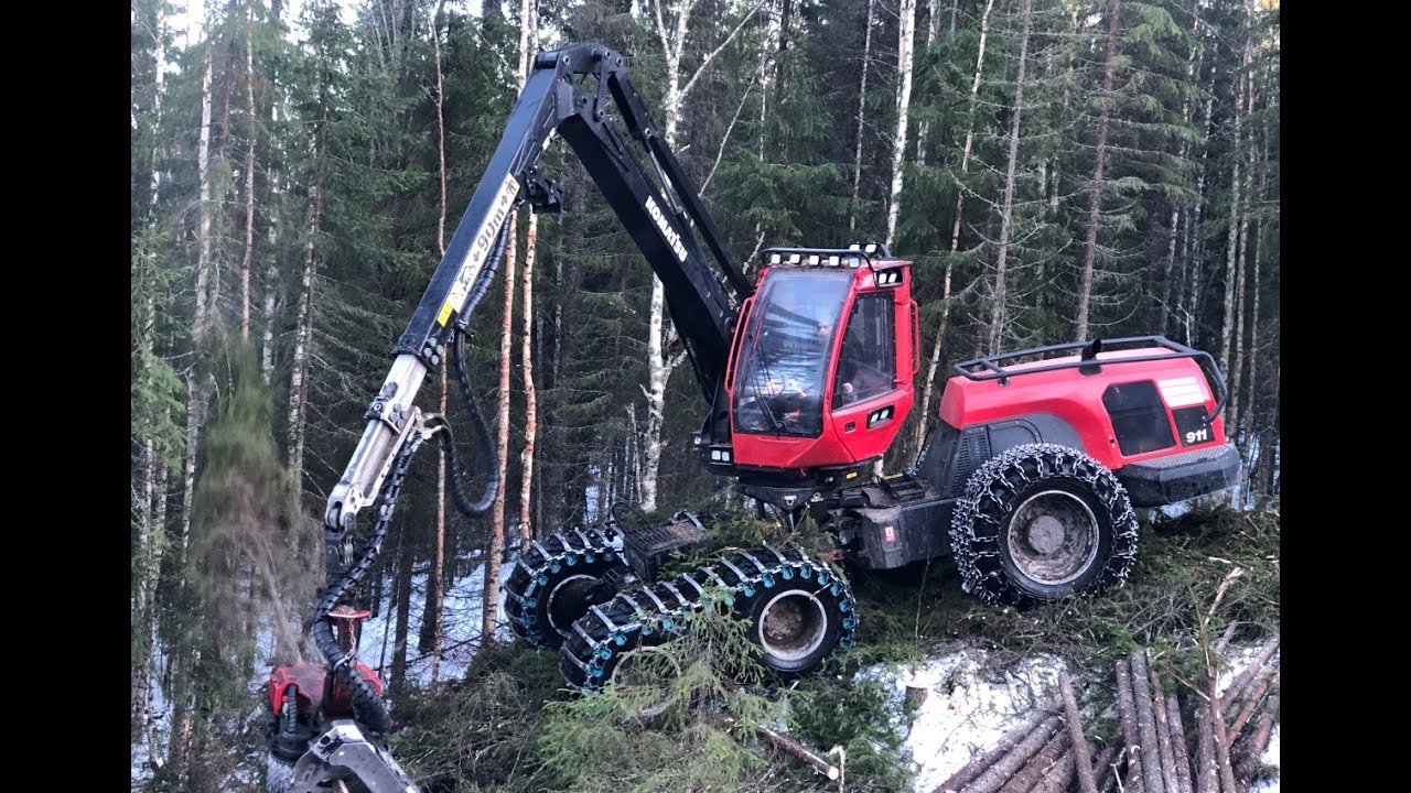 Avverkning av väglinje med komatsu 911cx  och komatsu 855.2 , strömsund/jämtland 26/10 -2020