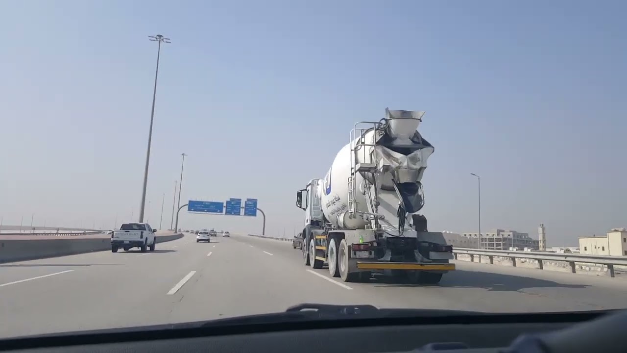 من حي النزهة بالدمام إلى حي الشعلة بالظهران..