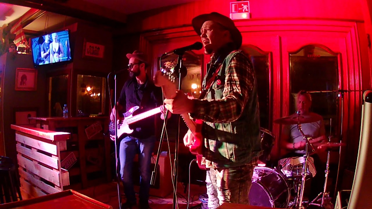The Good Guys Band - Texas Flood (Bar Wanted)