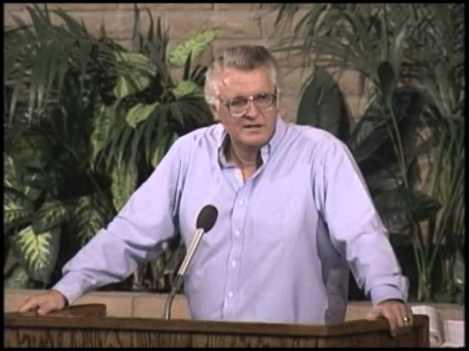 66 Revelation 5:01-07 - Pastor David Hocking - Bible Studies