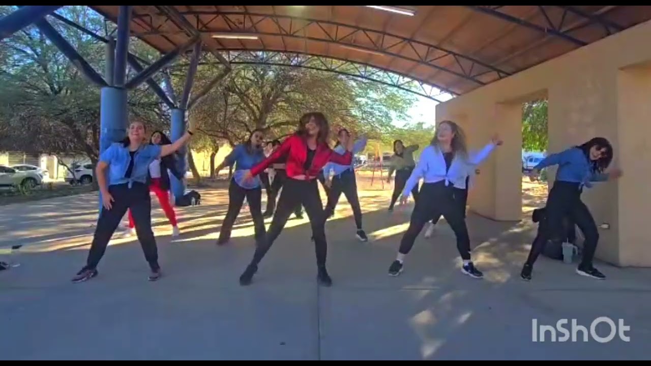 Zootopia (Shakira).coreografia chicas de zumba Ludy Enriquez