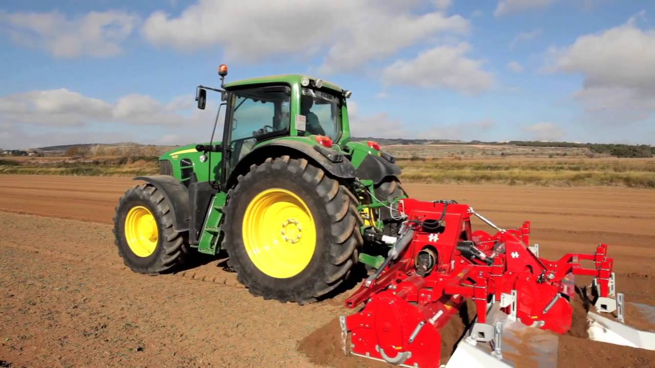 Howard Rotavator ST400 w  bed former