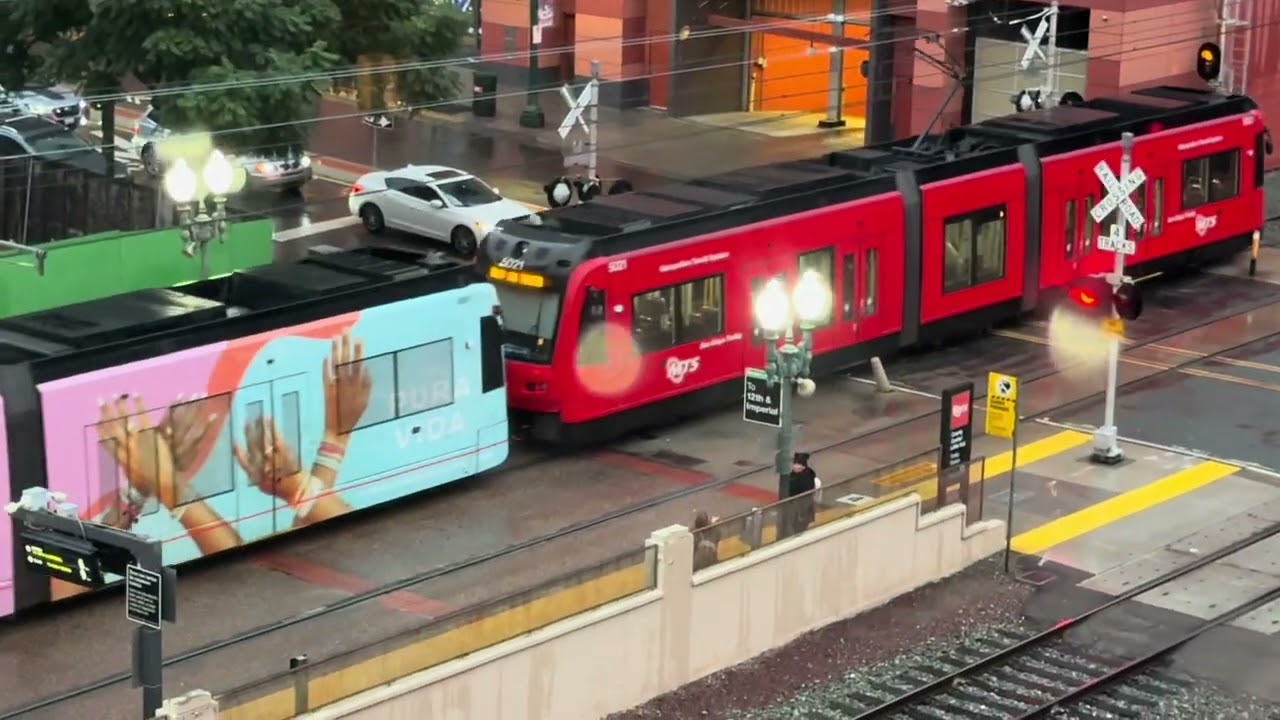 Railfanning San Diego,CA on December 24th 2025 lots of coasters & Amtraks & Trolleys , Enjoy !!!
