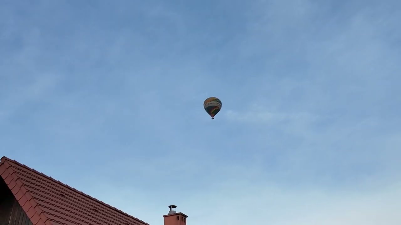 Balon na powietrze nad moim domem #balon #baloniarstwo