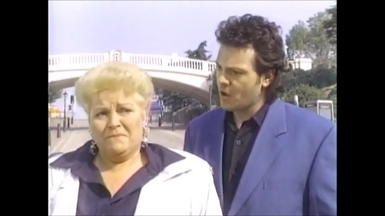 EastEnders - Pat looks for Frank in Clacton (27-30th June 1994)