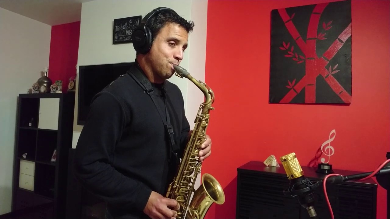 Sound Of Silence - Disturbed - Tiago Taborda Live Sax Cover