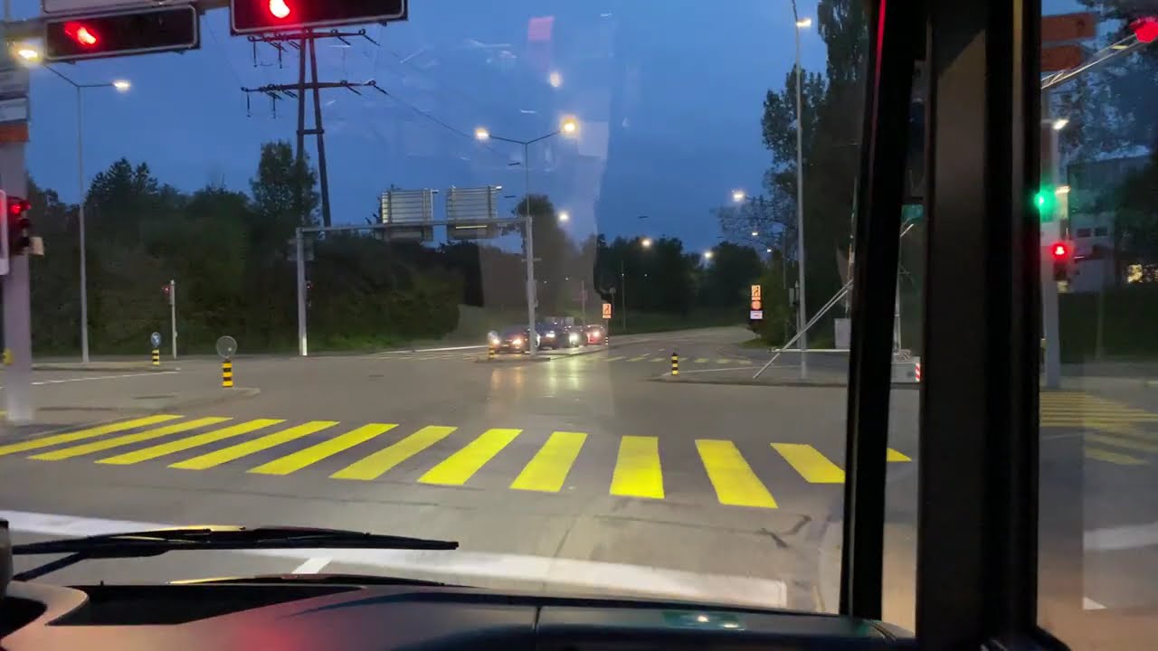 🇨🇭 Cab Ride VBG Buslinie 781 von Glattbrugg, Giebeleichstrasse nach Zürich, Bahnhof Oerlikon [4K]