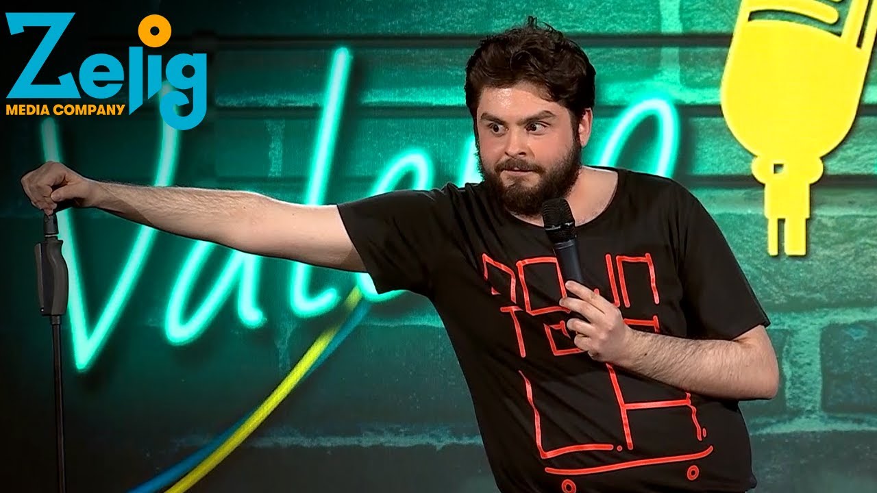 Valerio Air&ograve; ha qualcosa da dire sulla violenza sulle donne - ITALIAN STAND UP | ZeligTv