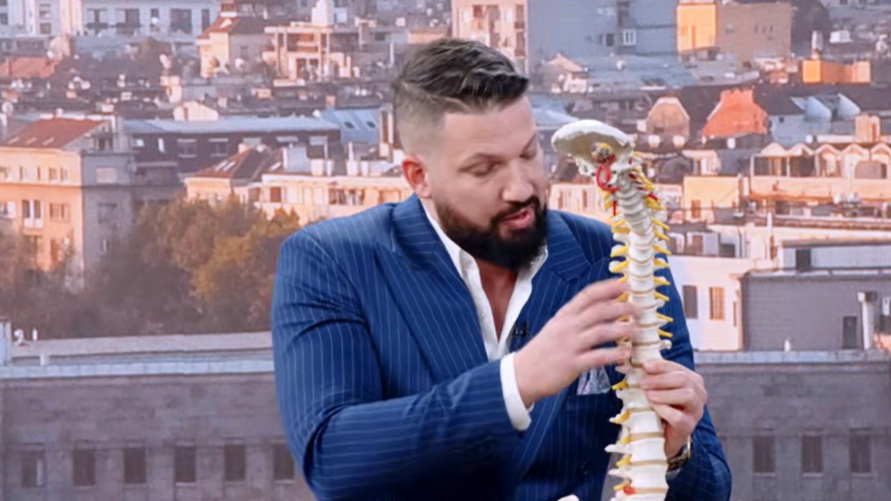 Kancelarijska stolica kao neprijatelj kičme? Ovo su saveti lekara