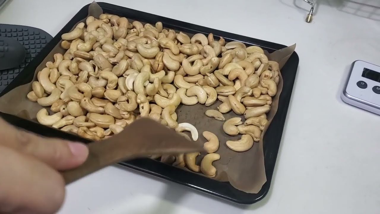 Crunchy Baked Cashews  香脆焗腰果