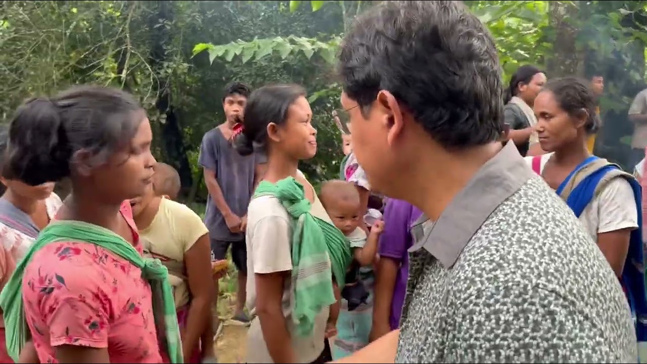 Conrad & his team walks to Athisia Songmong Village to meet the bereaved family members.
